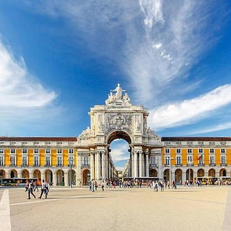 2 Bedroom Apartment For 4 People With Free Public Parking Lisboa Ngoại thất bức ảnh