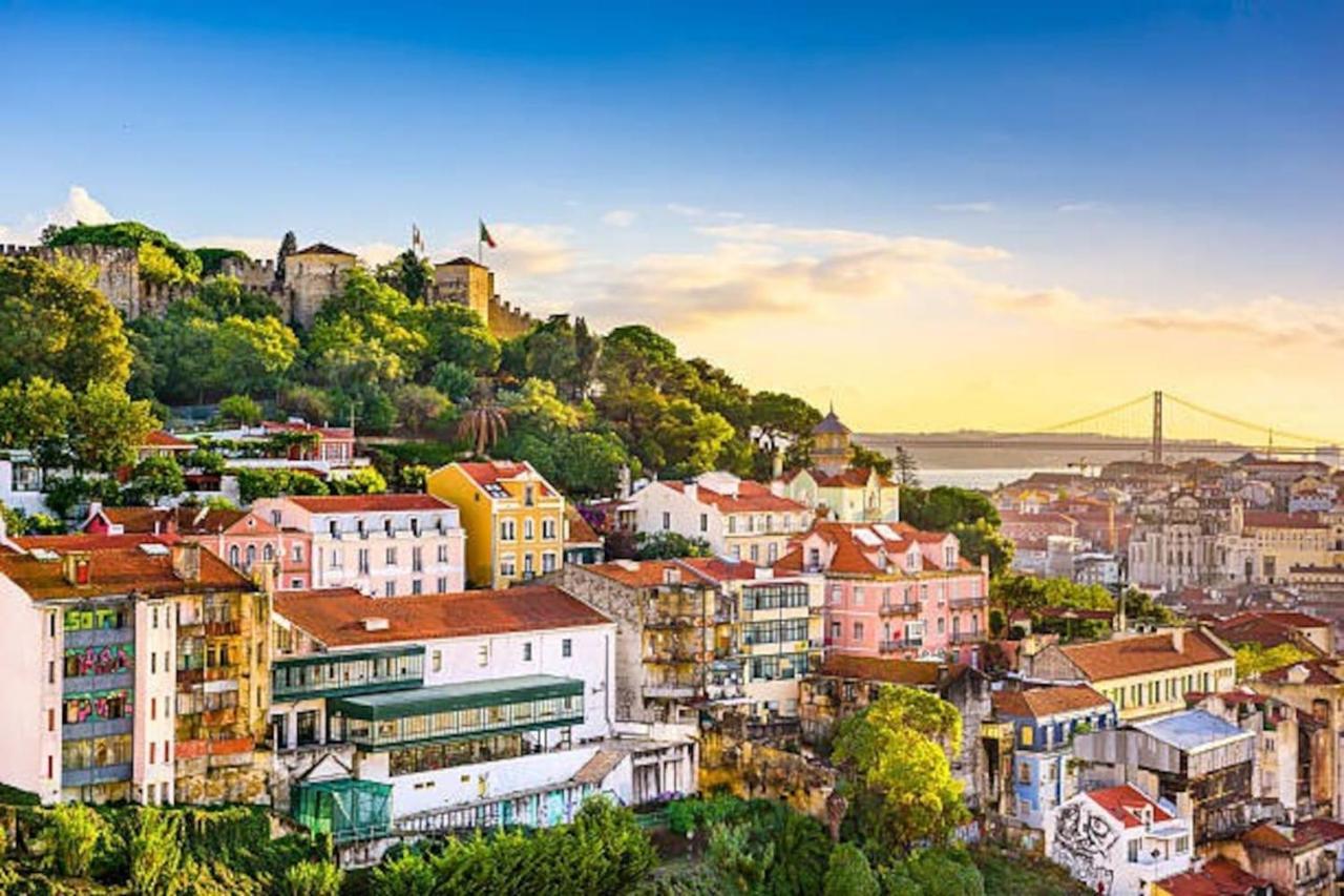 2 Bedroom Apartment For 4 People With Free Public Parking Lisboa Ngoại thất bức ảnh